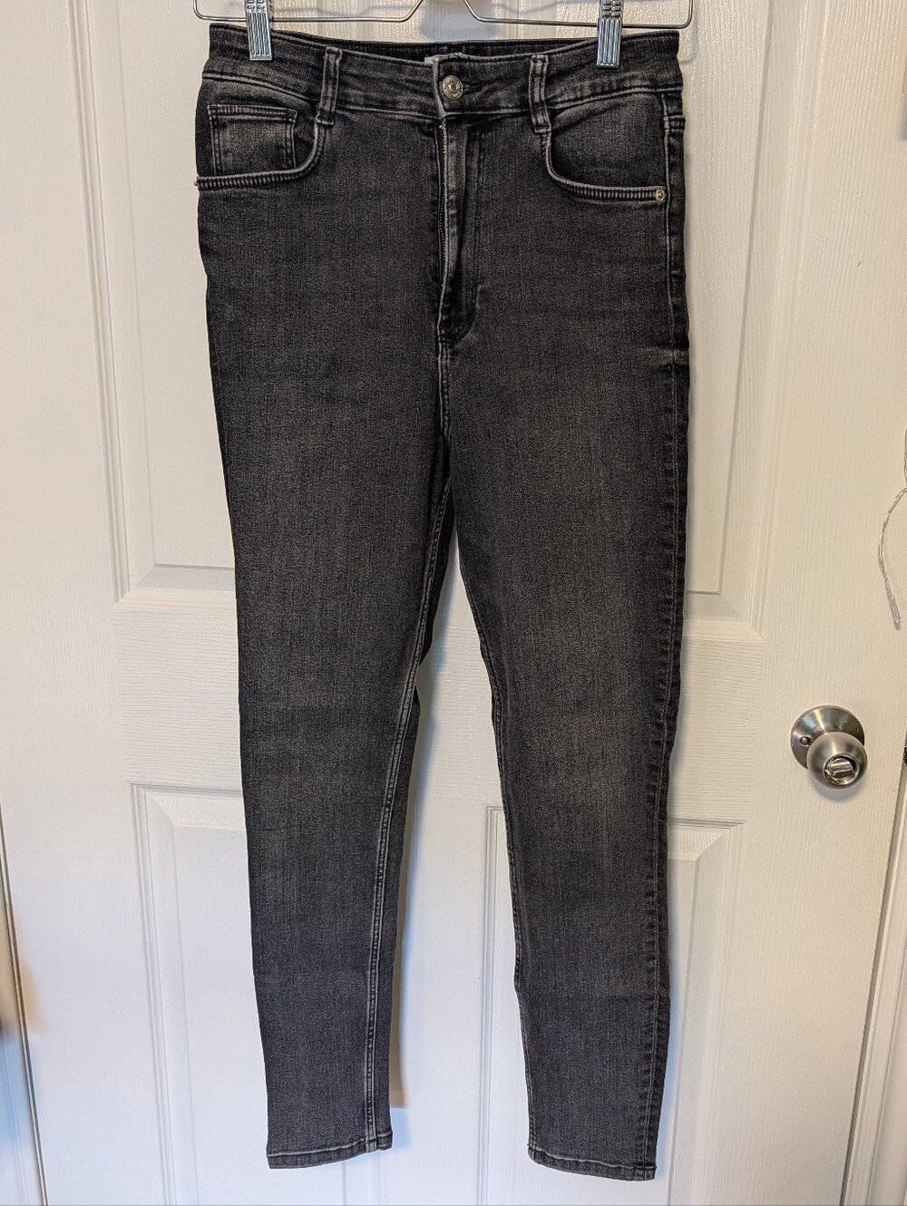 Zara Women’s High-Rise Black Washed Denim Skinny Jeans